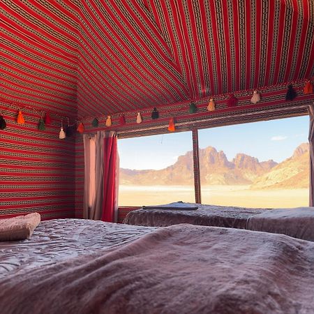 Hotel Star Walk Camp & Tours Wadi Rum Esterno foto