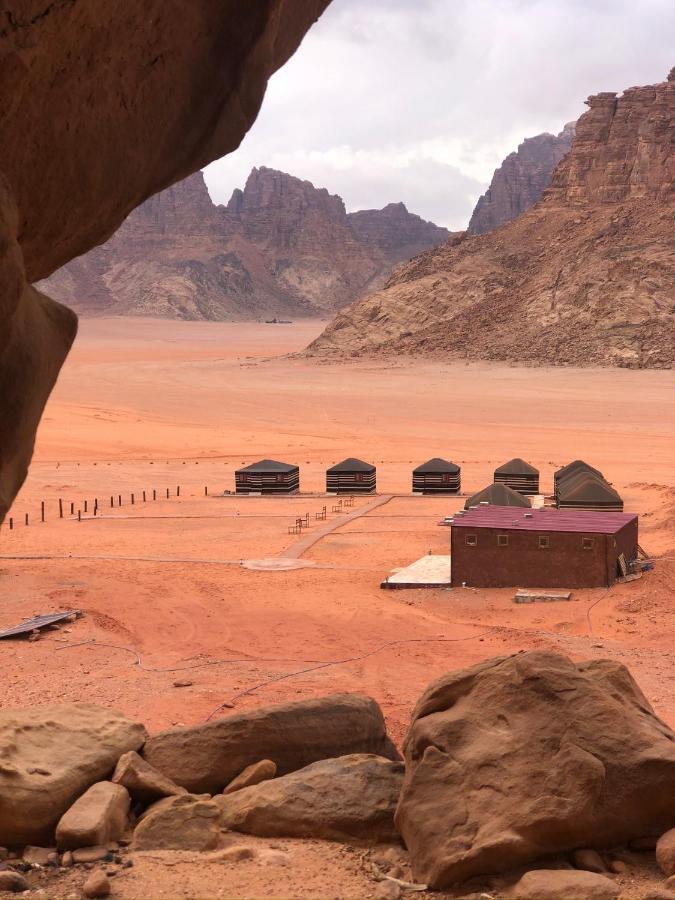 Hotel Star Walk Camp & Tours Wadi Rum Esterno foto