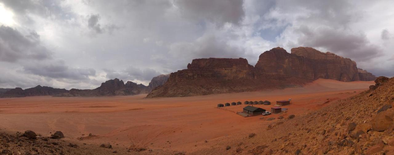 Hotel Star Walk Camp & Tours Wadi Rum Esterno foto
