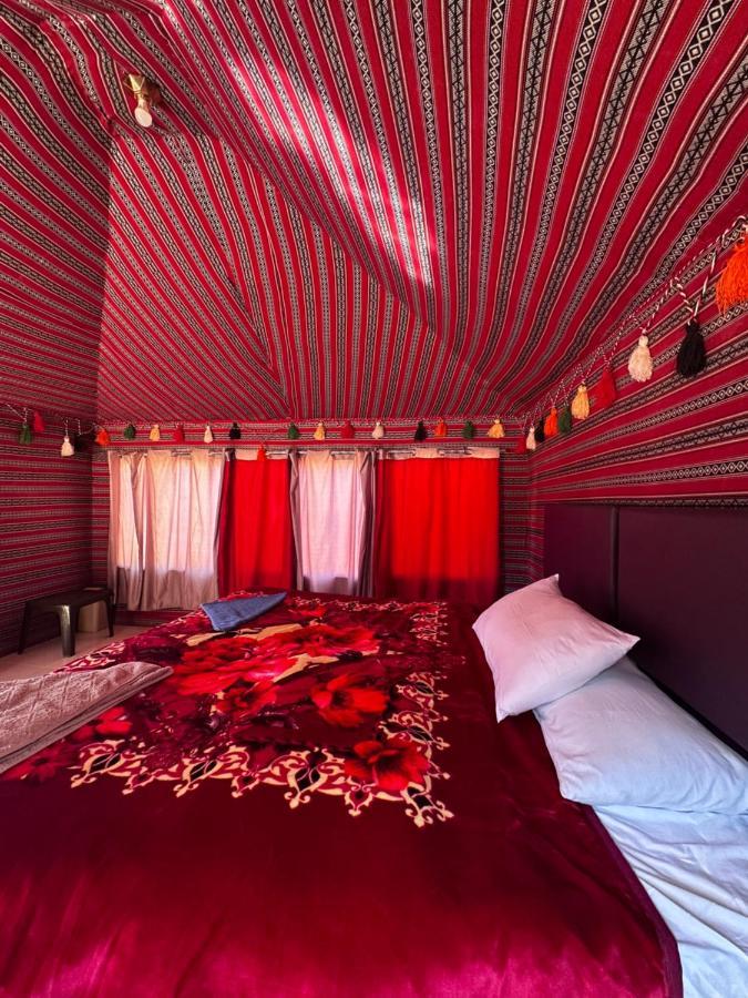 Hotel Star Walk Camp & Tours Wadi Rum Esterno foto