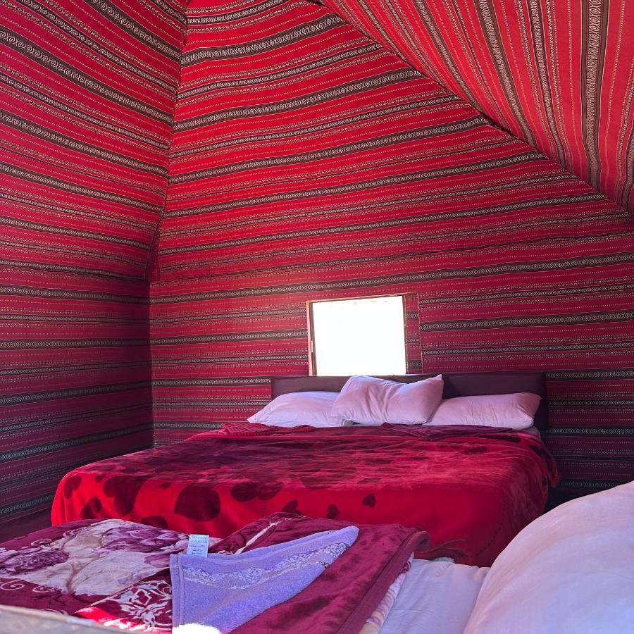 Hotel Star Walk Camp & Tours Wadi Rum Esterno foto
